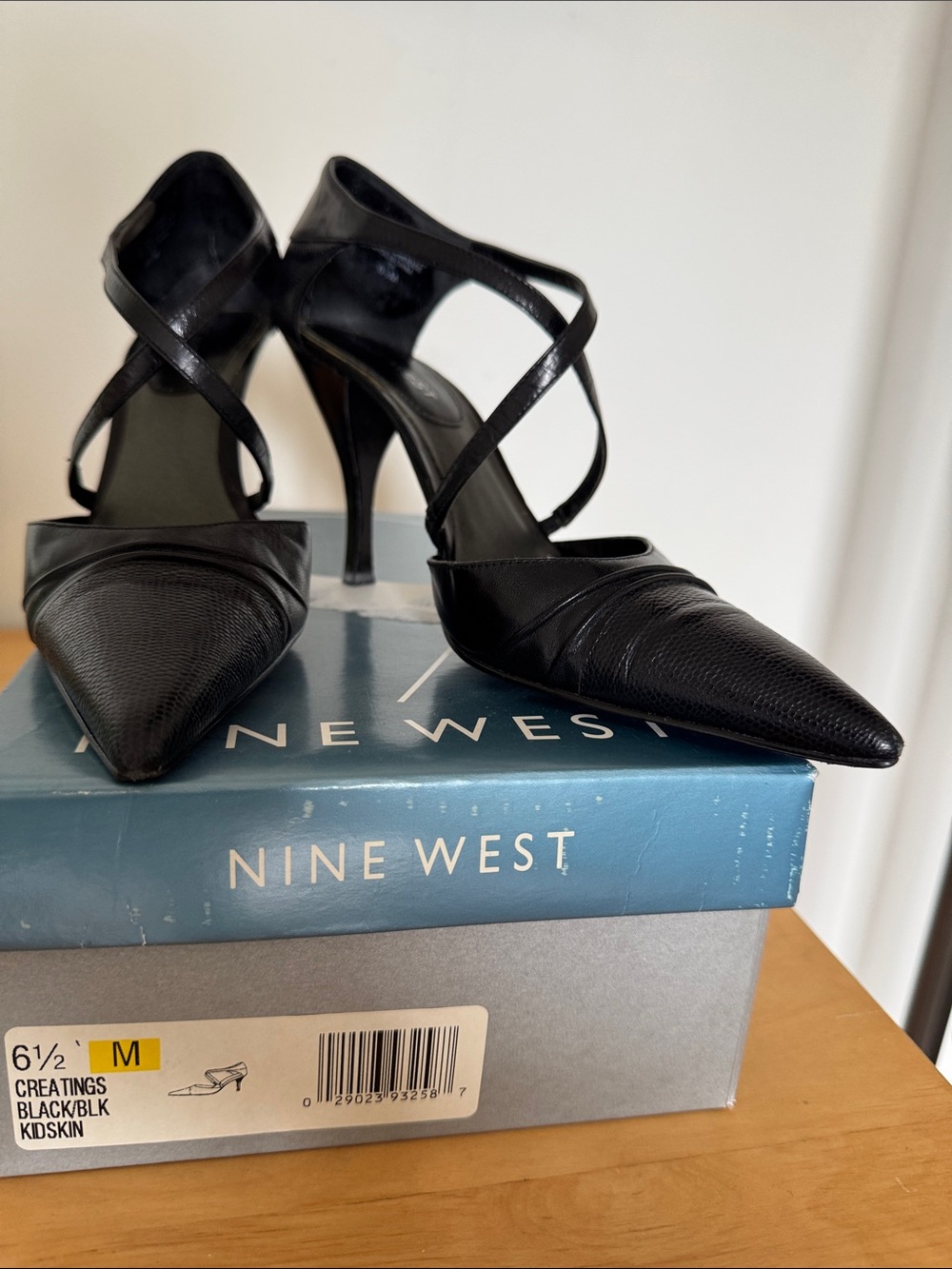 Nine West Black Pointed Crisscross Strap Heels